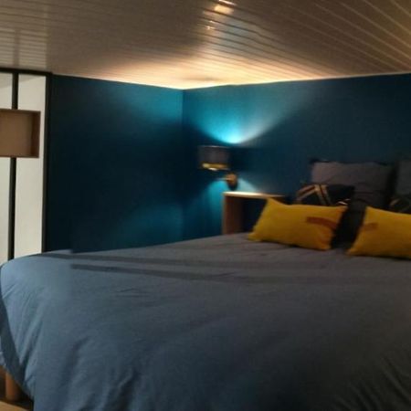 Appartement Studio cosy avec accès et terrasse indépendants à Tresses Extérieur photo